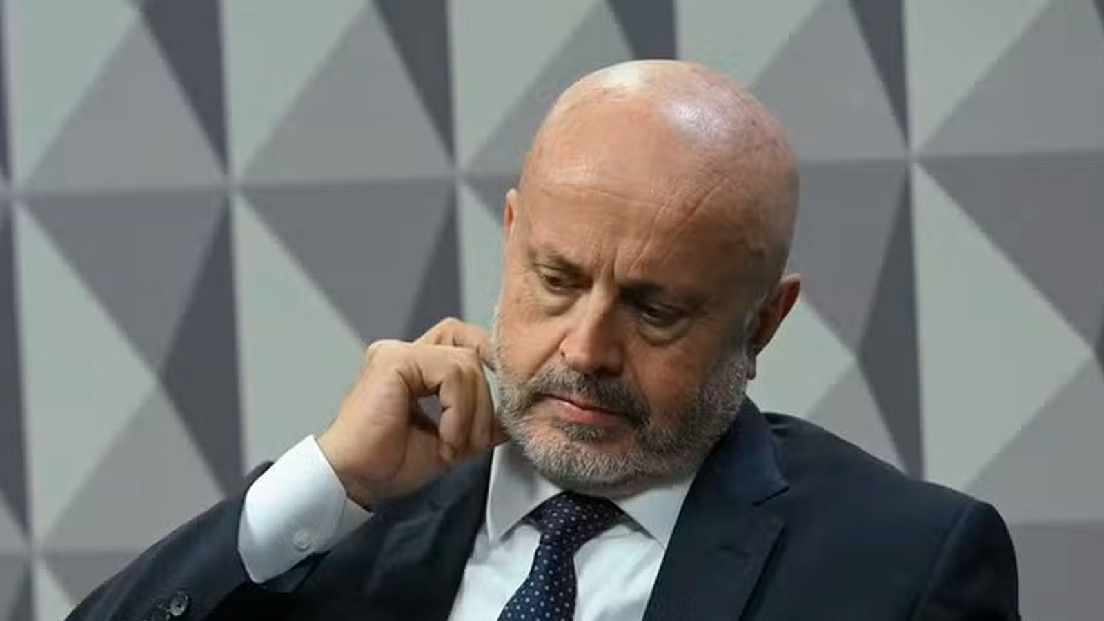 Lobista 'Careca do INSS' articula fraude com sobrinha advogada para recuperar Audi de luxo