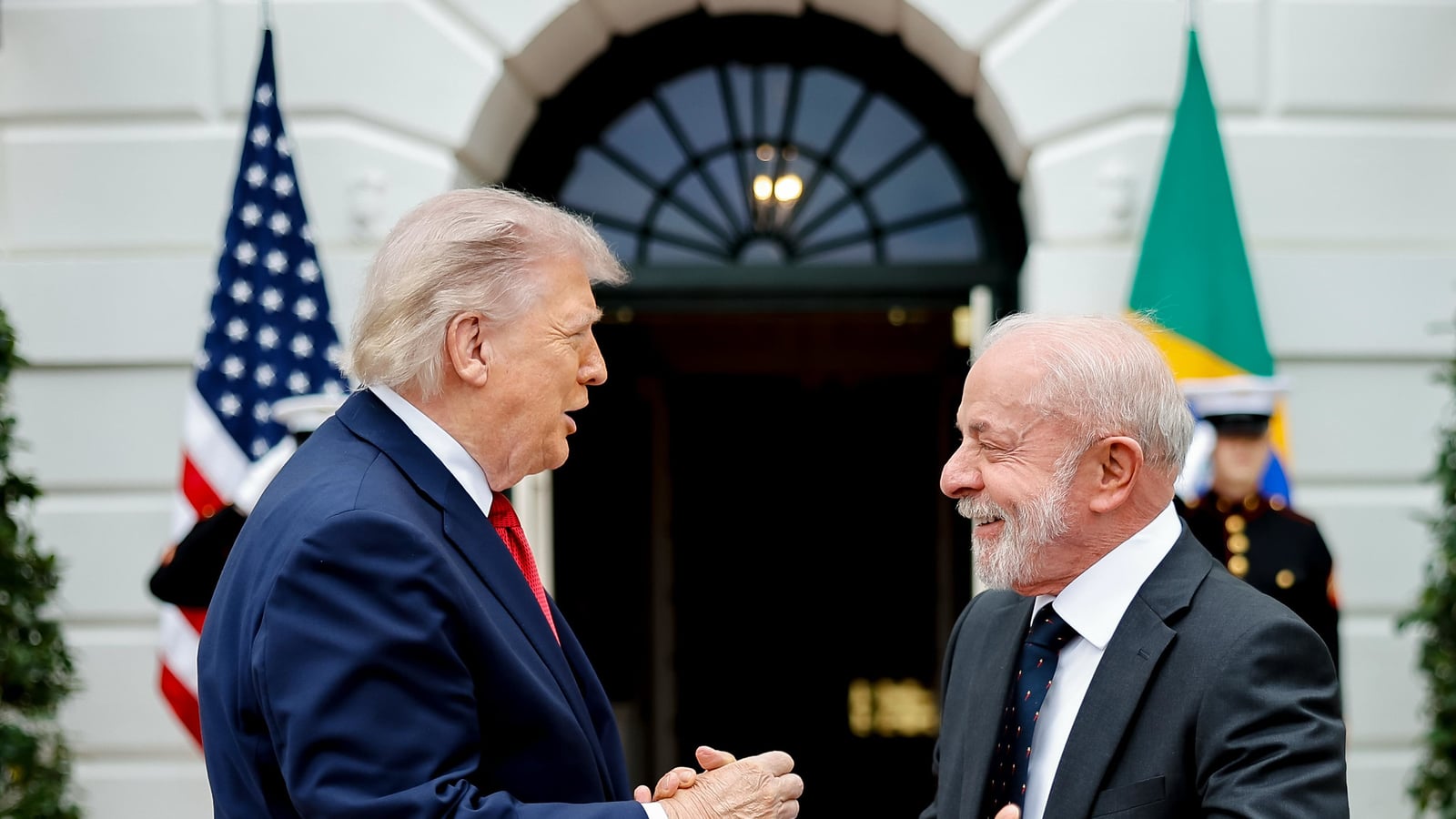 Washington impõe tarifa de 25% contra Brasil por práticas comerciais prejudiciais